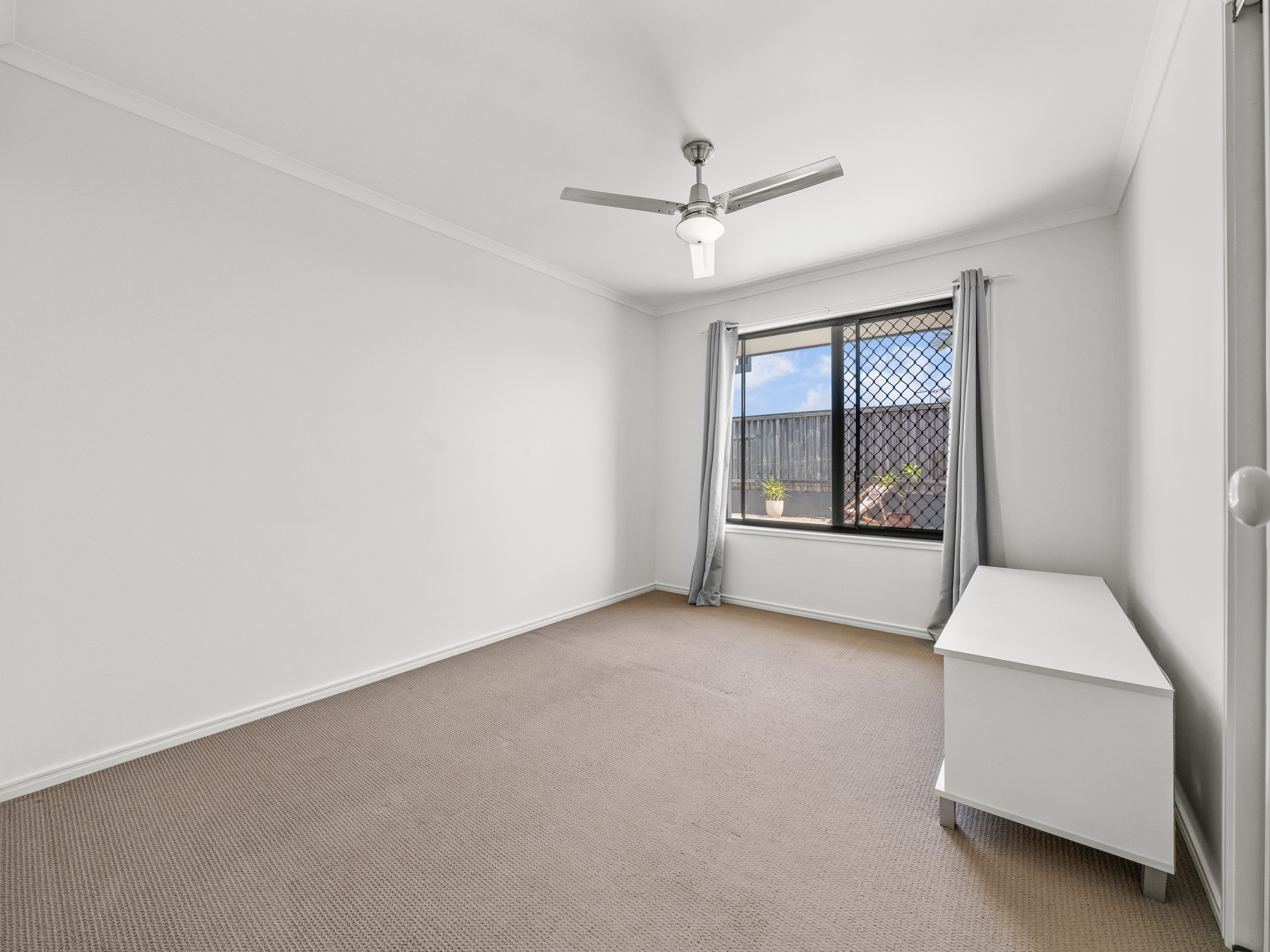 15 Aristotle Avenue, Augustine Heights - Thumbnail 5